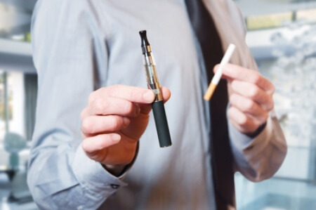 Le vapotage bientôt interdit