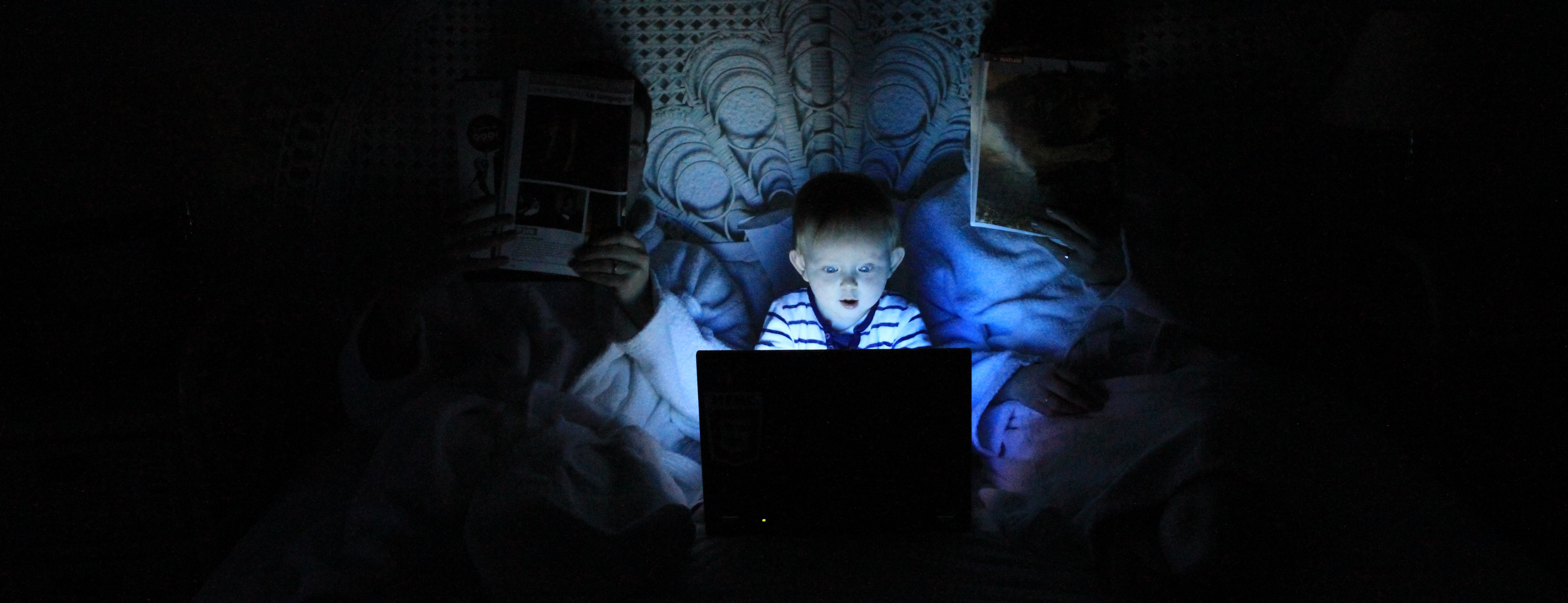 Internet et les mineurs  : Un décret pour renforcer le contrôle parental sur les moyens d'accès