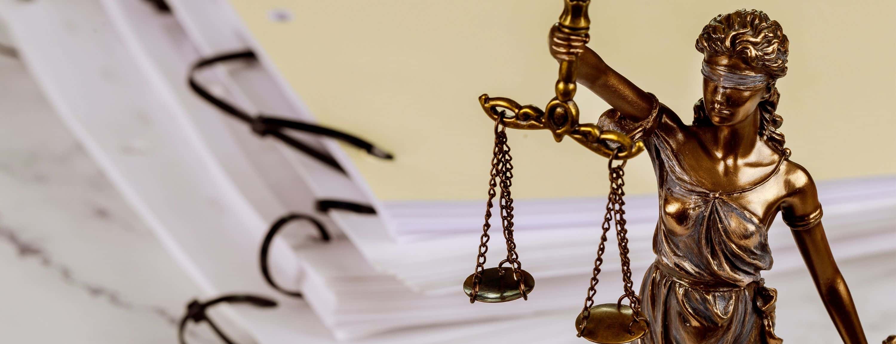 Besoin d’un avocat pour régler un contentieux sur Rouen et son secteur ? Contactez EMO Avocats !